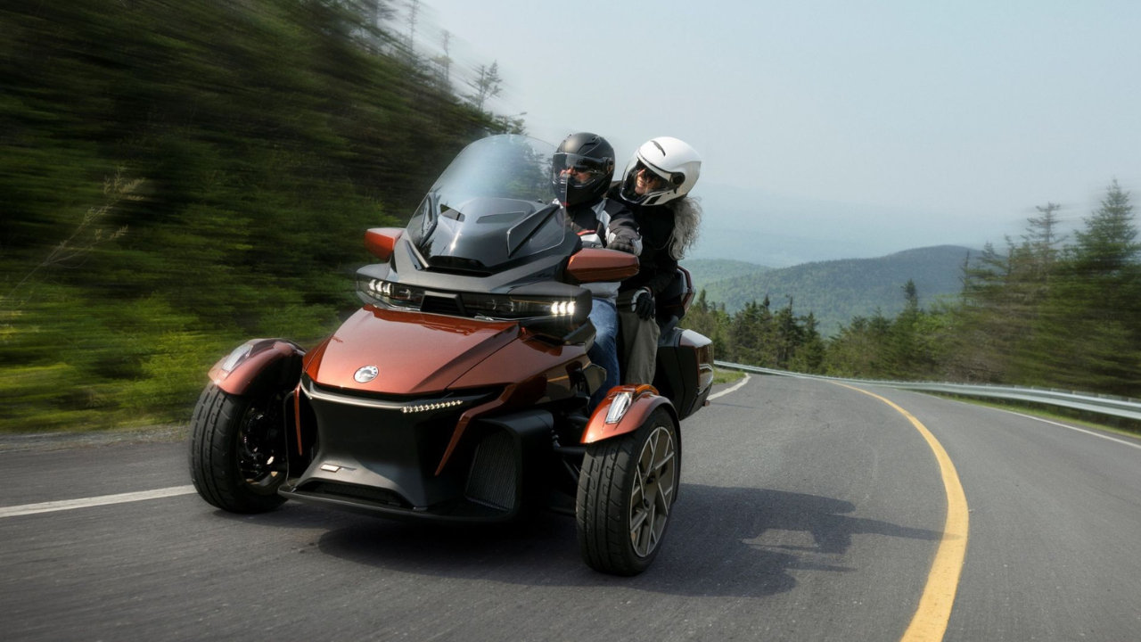 Motorrad mit Verbrennungsmotor, Hitze, Vibrationen