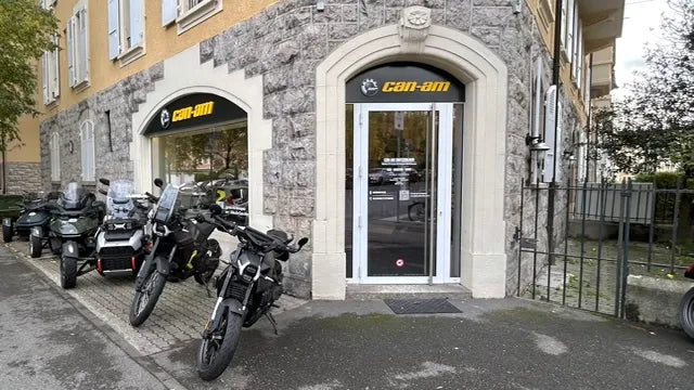 Can-Am Lausanne store